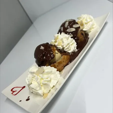 Отель Shelder - En Cotentin - Equeurdreville Шербур-ан-Котантен