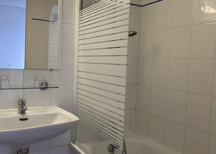 فندق Shelder - En Cotentin - Equeurdreville شيربوغ أون كوتننتين