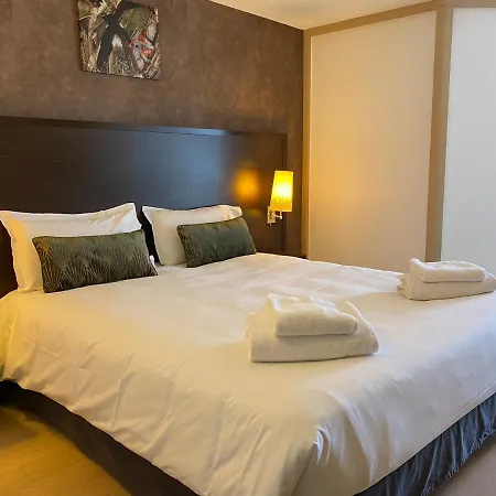 Hotel Shelder - En Cotentin - Equeurdreville 3*