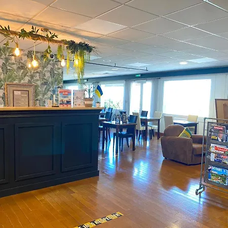 Shelder - En Cotentin - Equeurdreville Otel 3*