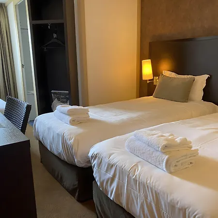 Shelder - En Cotentin - Equeurdreville Otel 3*