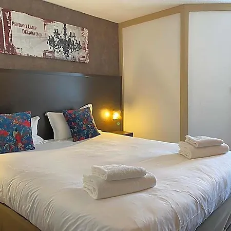 Shelder - En Cotentin - Equeurdreville Hotel